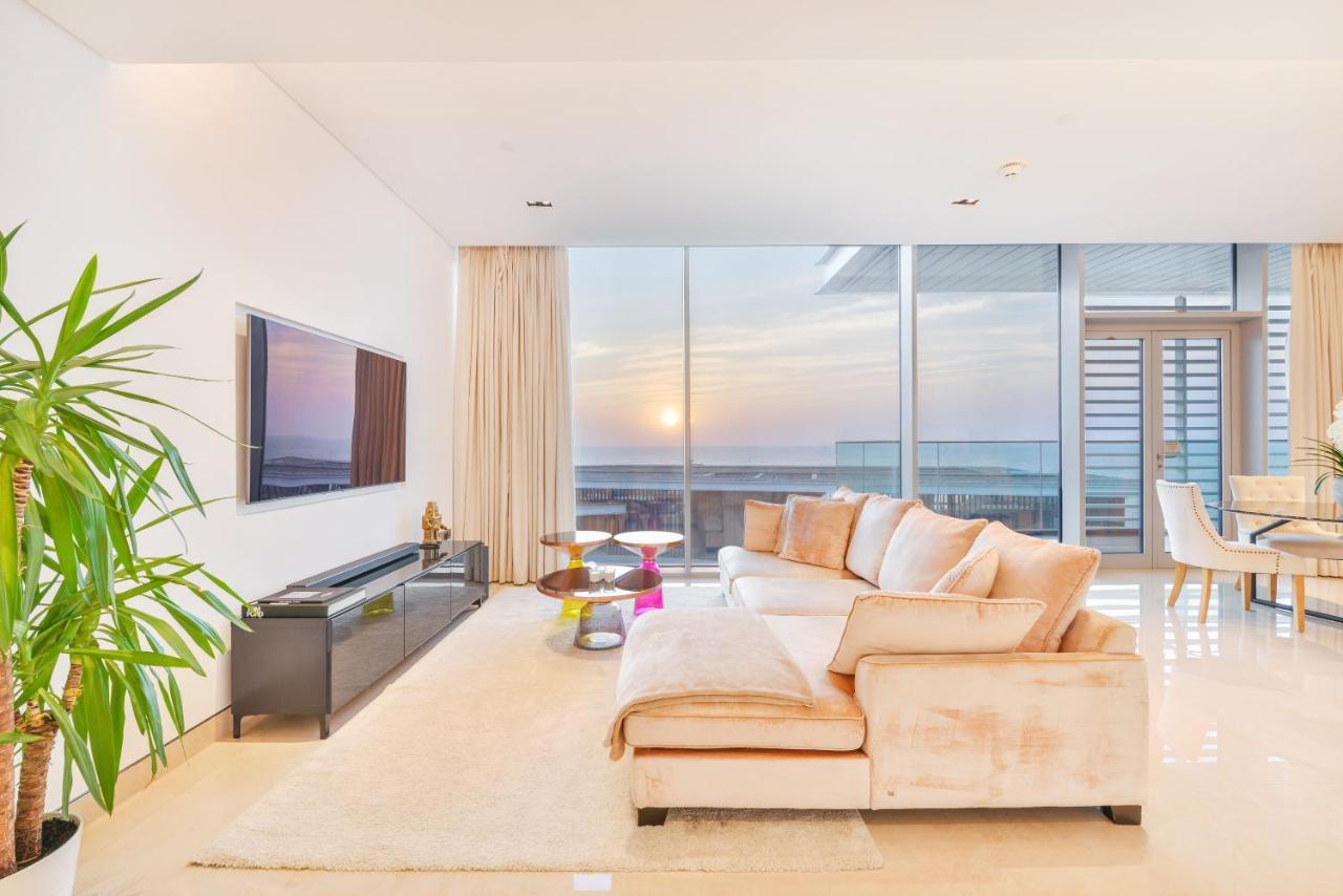 Posh 2 Bedroom Oceanfront Apt In The Heart Of Bluewaters Island Dubai Eksteriør billede