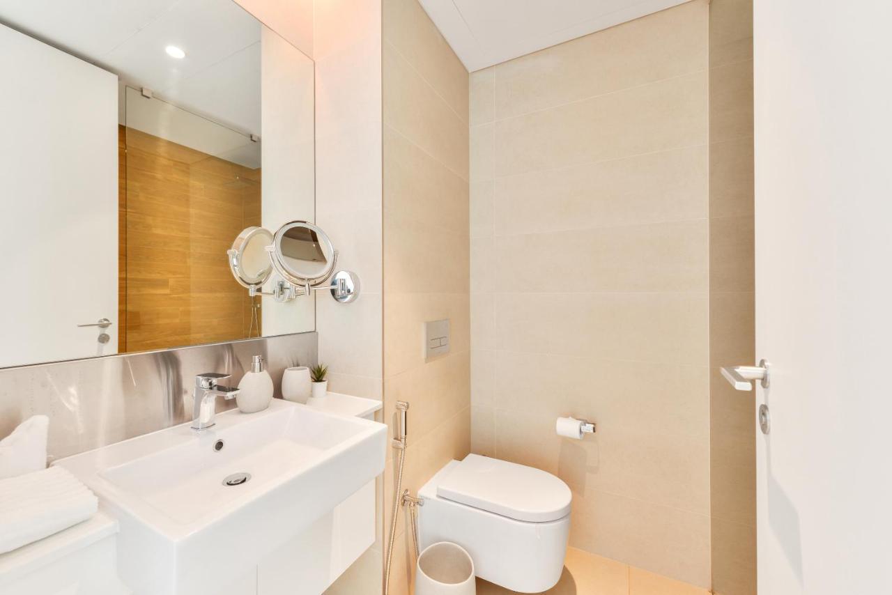 Posh 2 Bedroom Oceanfront Apt In The Heart Of Bluewaters Island Dubai Eksteriør billede
